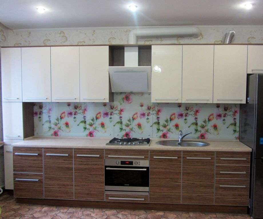 Фото смонтированных нами кухонь 101