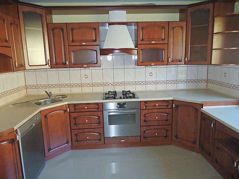 Фото смонтированных нами кухонь 73