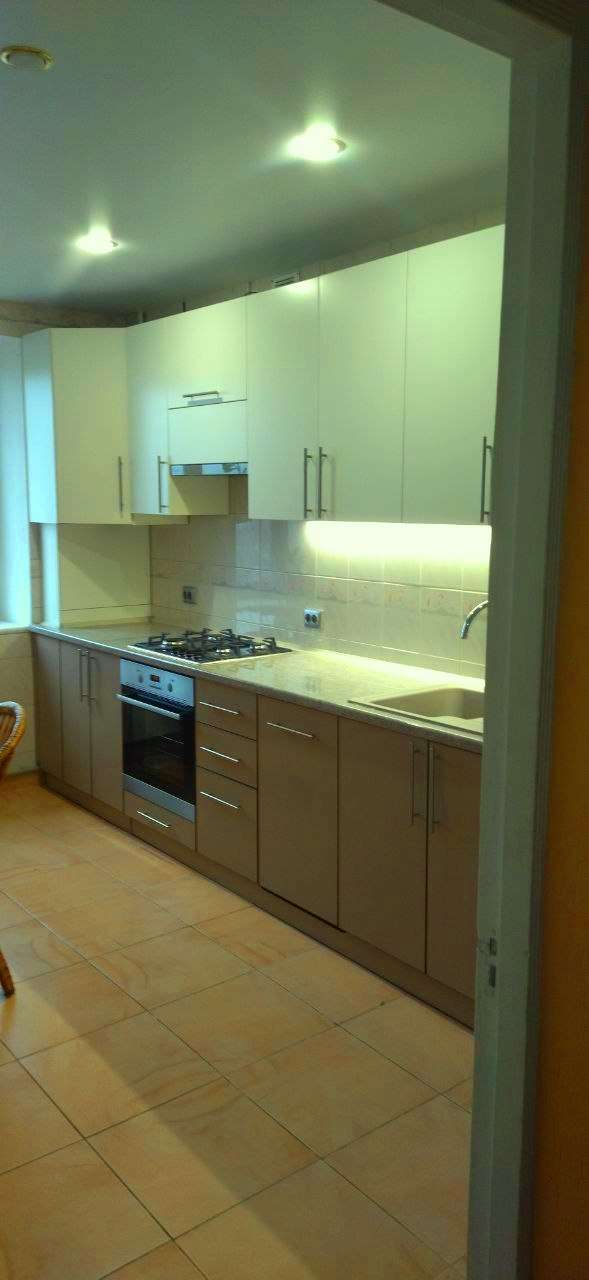 Фото смонтированных нами кухонь 65